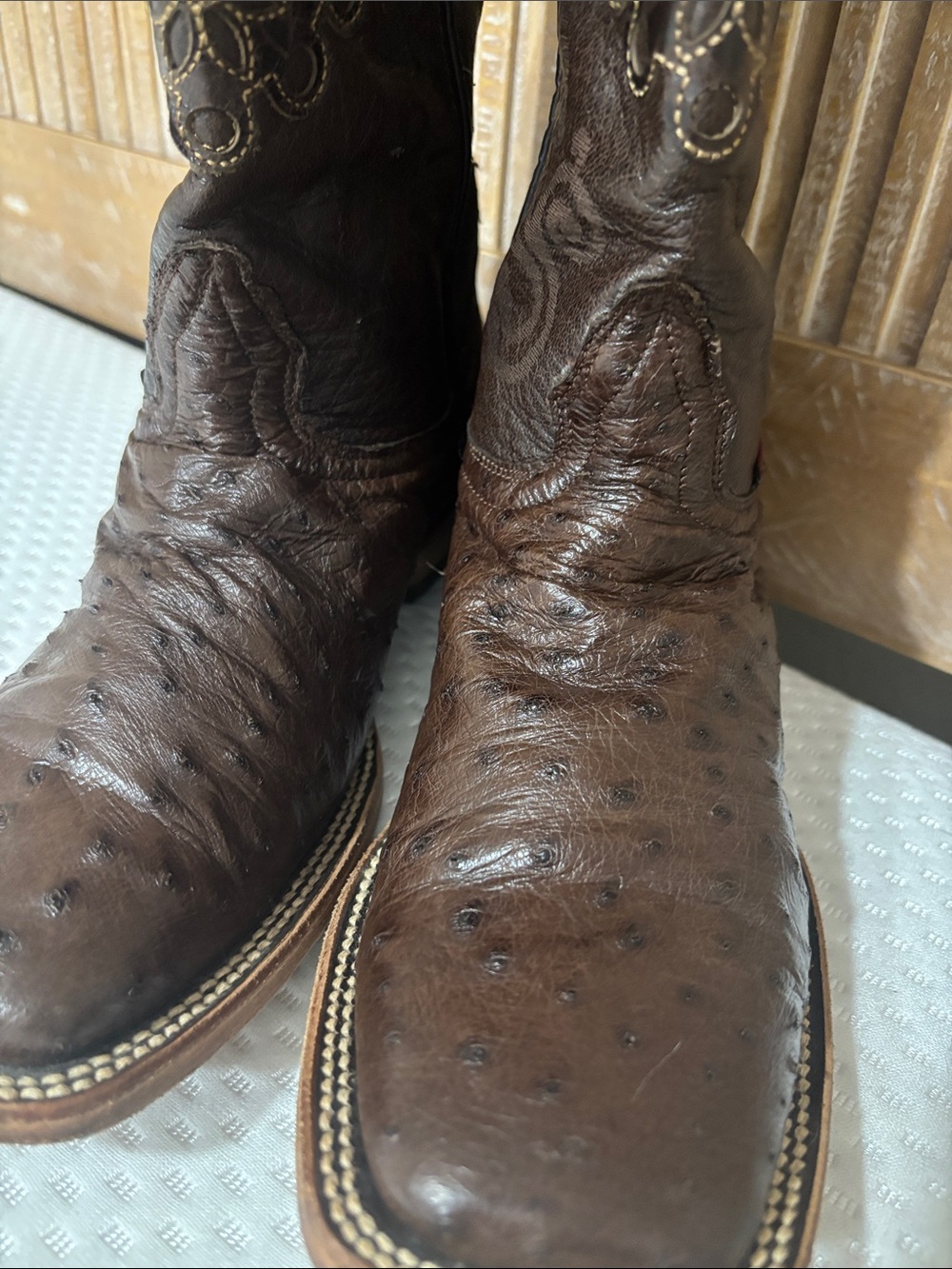 Women / men’s Brown Ostrich Leather Western Boots